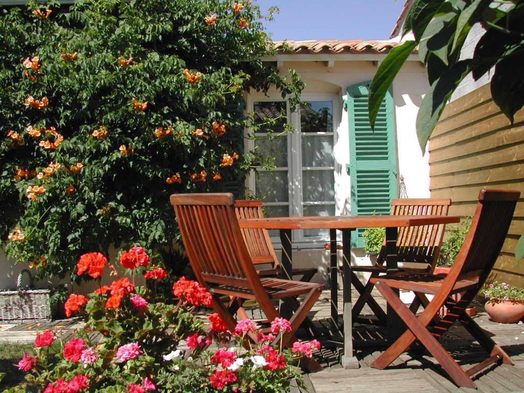 Bed and Breakfast La Passerose 3 Pieces Avec Jardin Au Calme,A 300M De La Plage, La Couarde-sur-Mer Exteriér fotografie